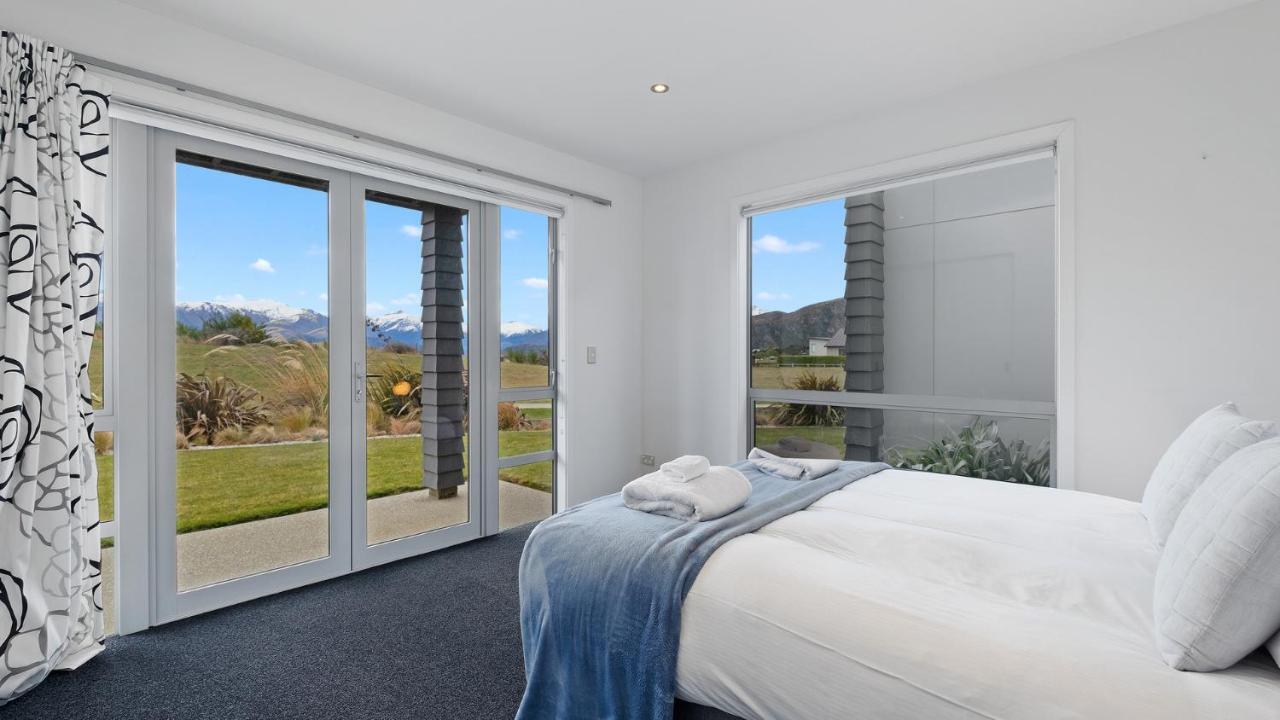 Infinity And Beyond Villa Wanaka Kültér fotó